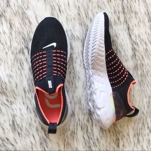 Nike React Phantom Run Flyknit 2 Black Mango